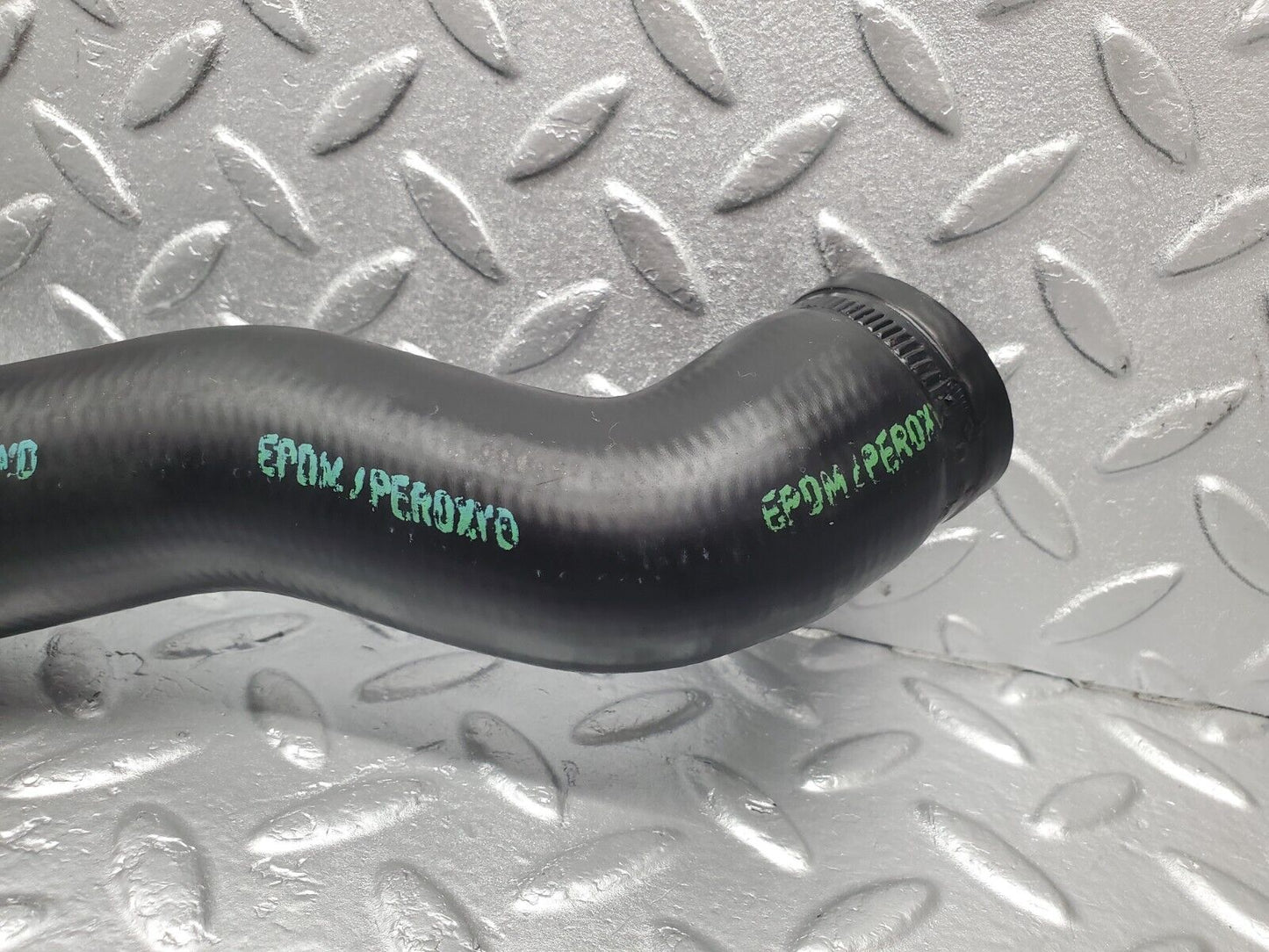 46906 Mercedes-Benz R129 320SL Coupe Radiator Hose Pipe 1295012882