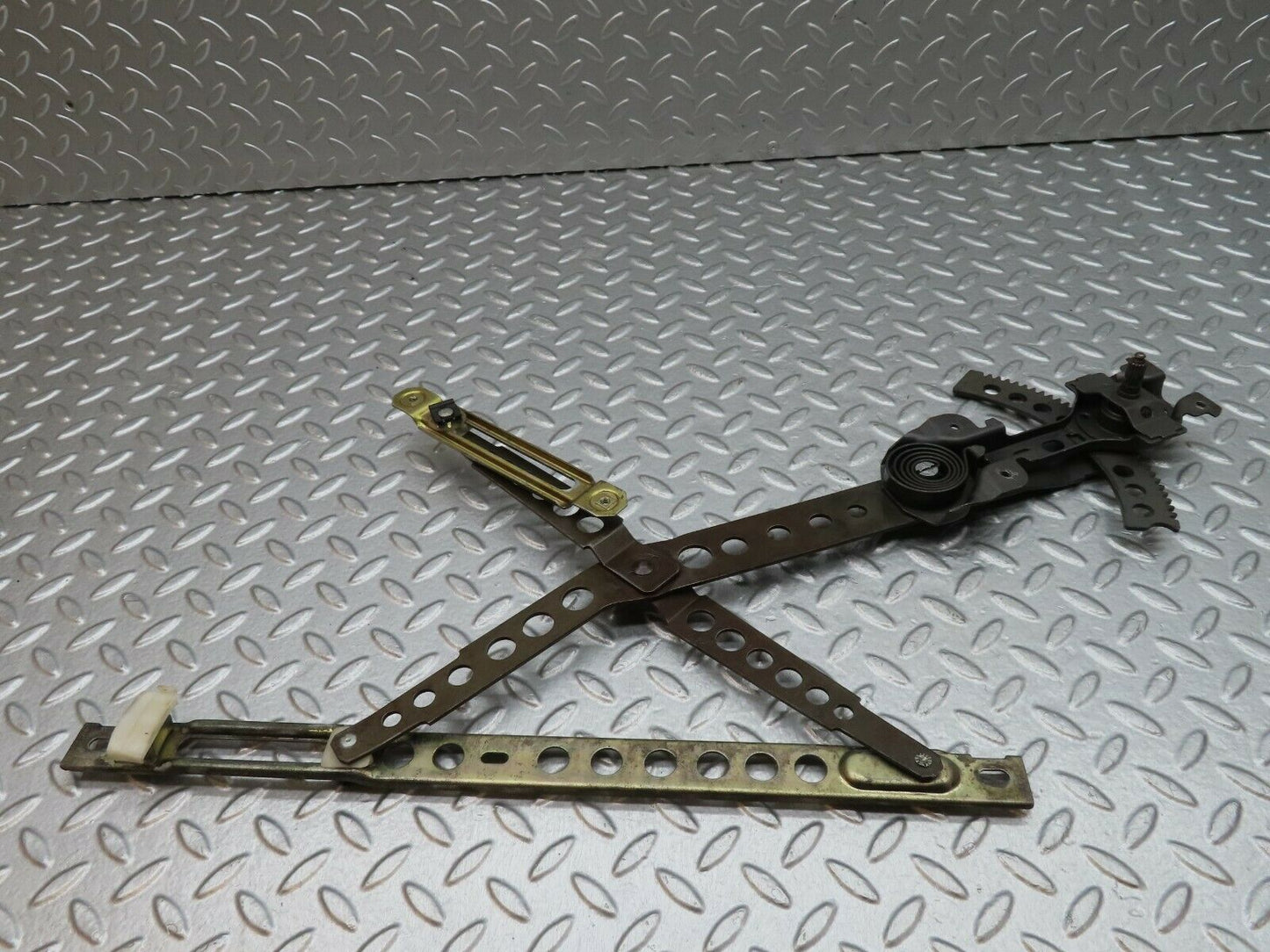 18042 Mercedes-Benz W123 200 Front Right Manual Window Regulator 1237200446