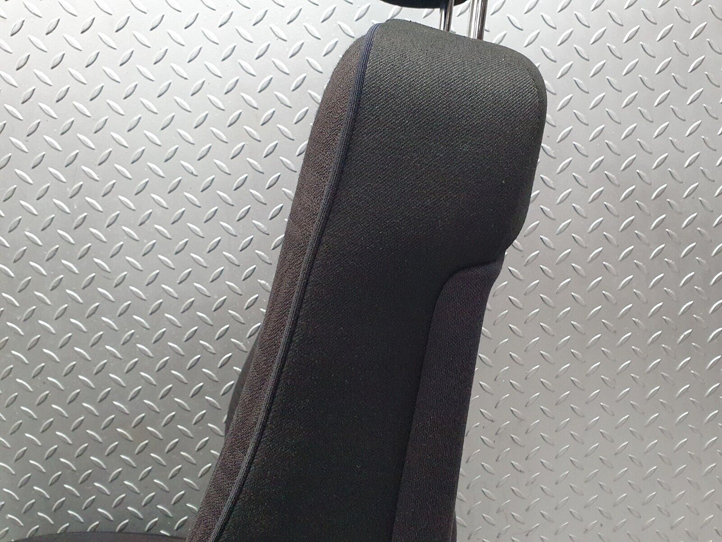 41812 Mercedes-Benz W202 C200 Front Left Passenger Seat
