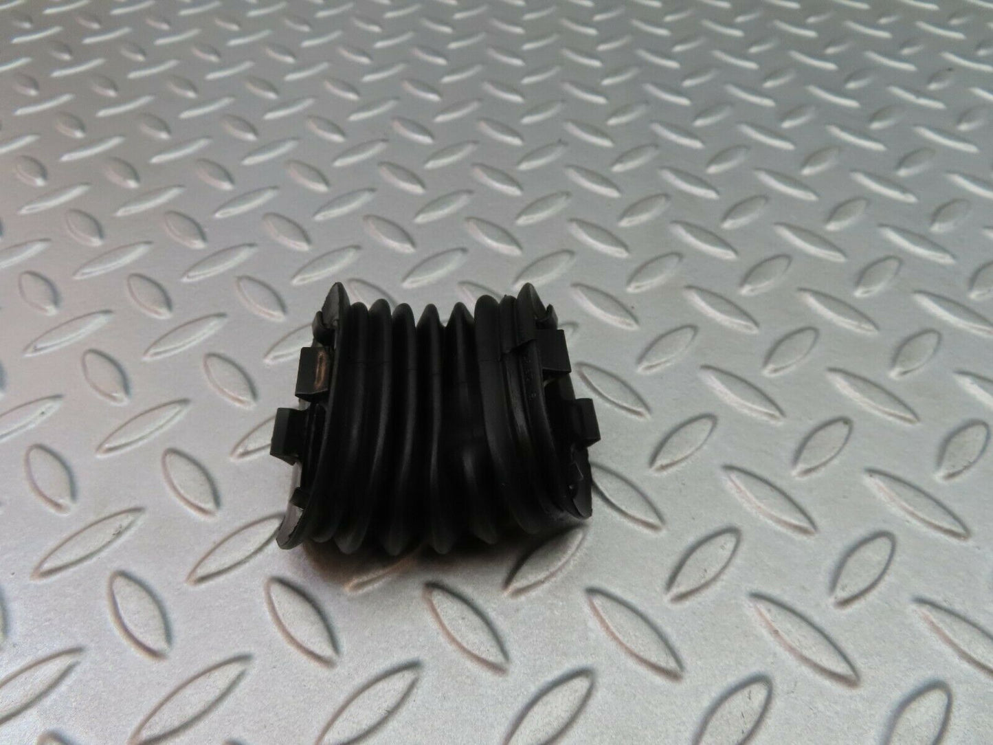 6046 Mercedes-Benz W126 380SE Rear Door Wire Protector Rubber 1268210597