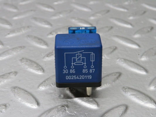 37951 Mercedes-Benz A124 320E Cabriolet Auxilliary Relay 0025420119