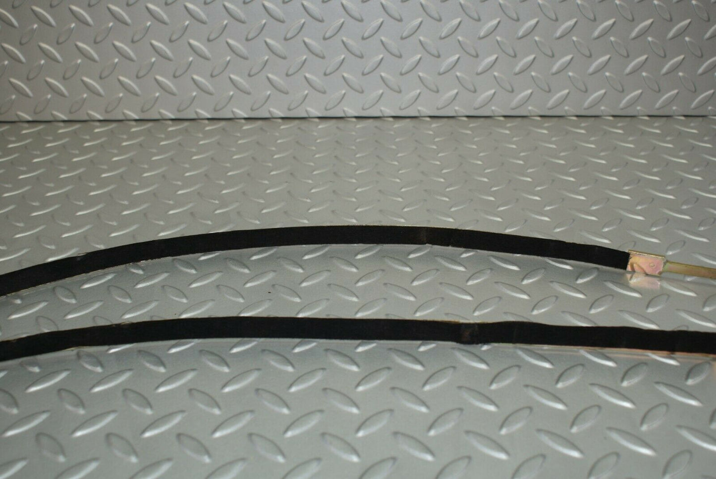 2993 Mercedes-Benz C123 280CE Coupe Heater Box Holder Strap
