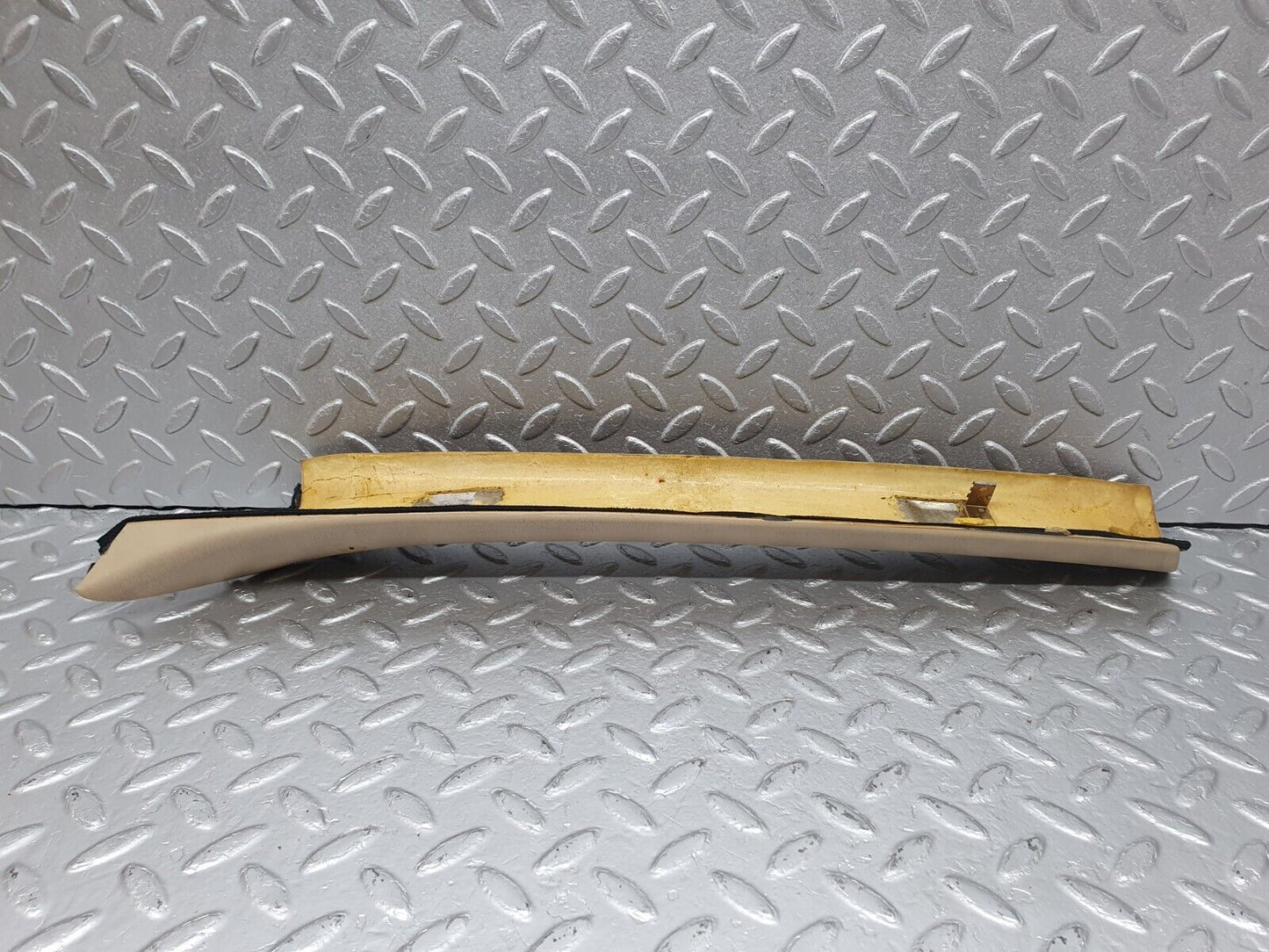 40926 Mercedes-Benz W126 300SE A Pillar Cover Right Side Beige