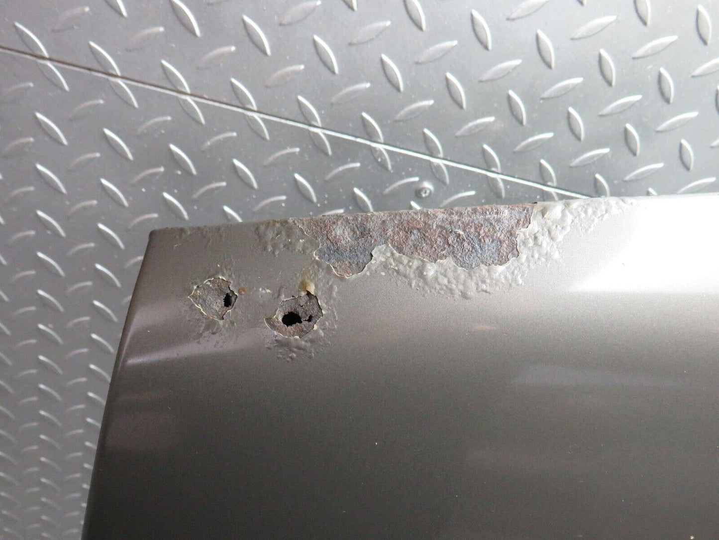 36225 Mercedes-Benz W126 420SE Bonnet