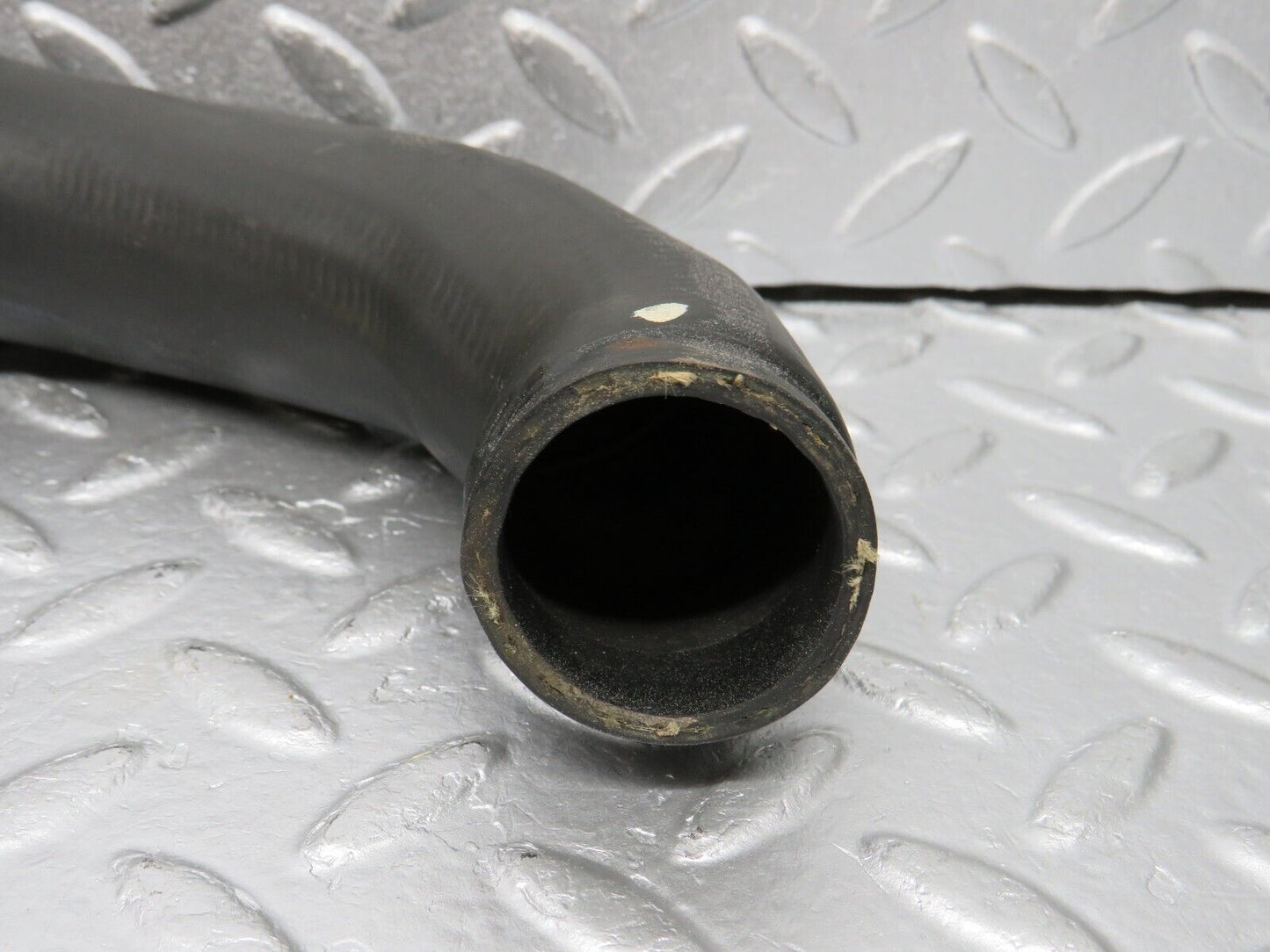 39588 Mercedes-Benz R129 320SL Coupe Radiator Lower Hose Pipe 1295012482