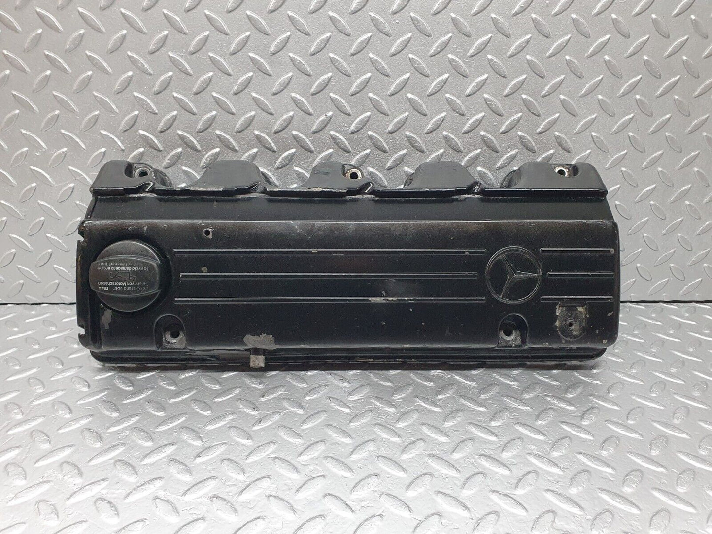 43073 Mercedes-Benz W123 Rocker Cover 1020160405