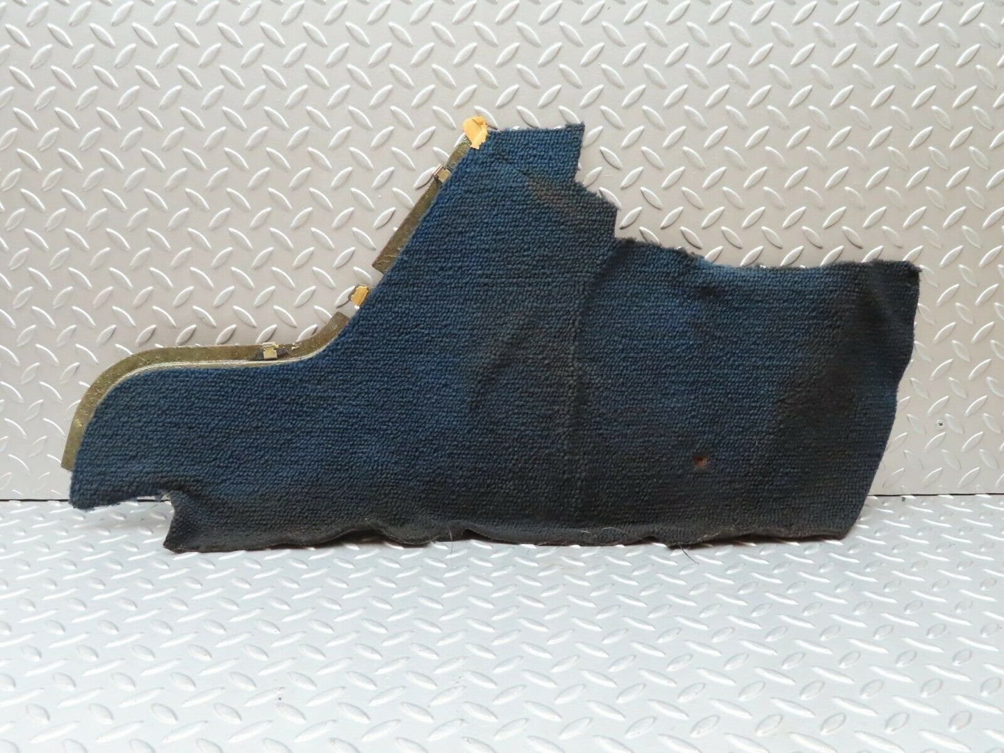 4570 Mercedes-Benz W123 230E Centre Console Carpet Black Right Side