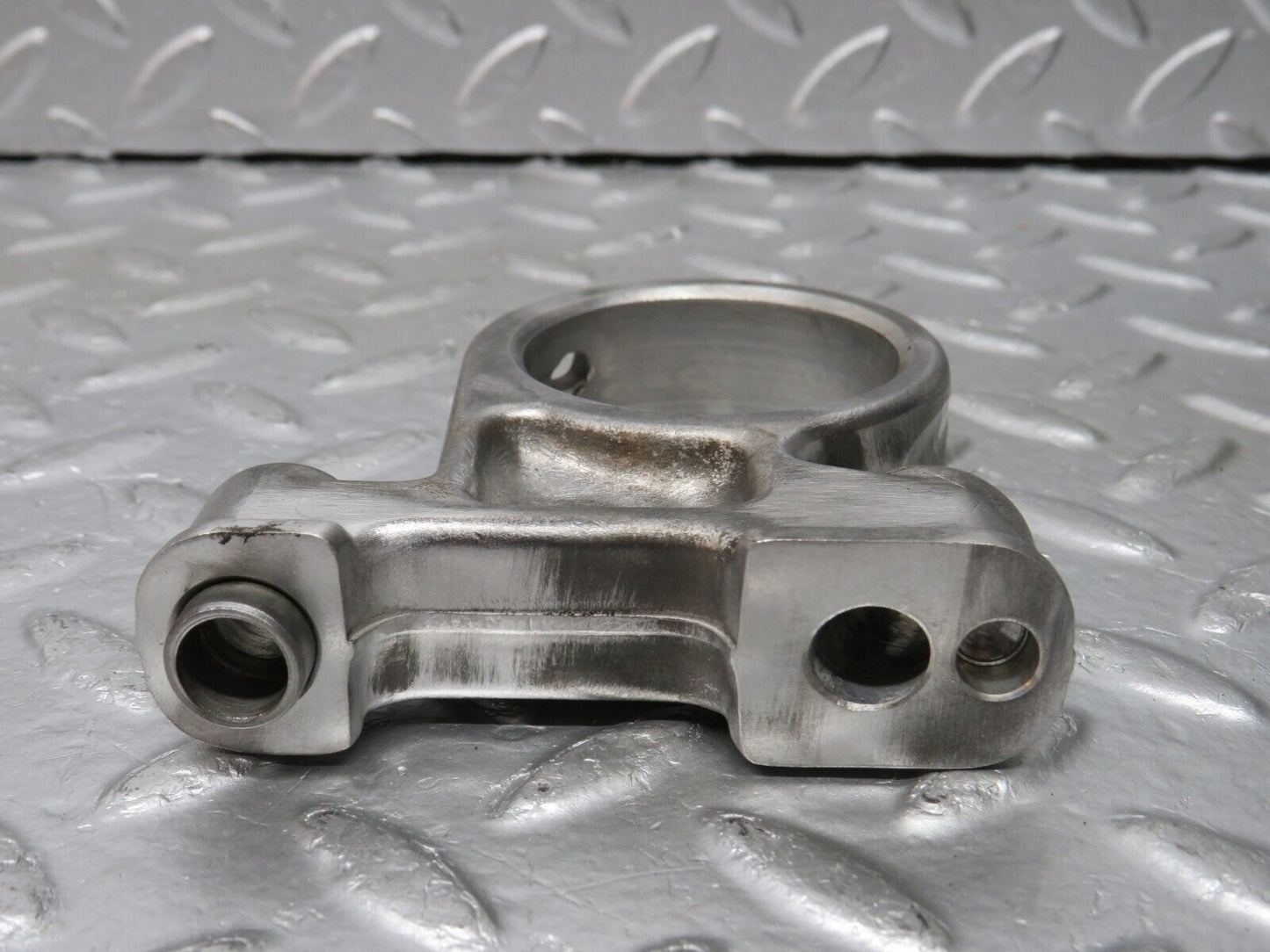 33001 Mercedes-Benz C107 R107 350 V8 Camshaft Tower Bearing 1160512112