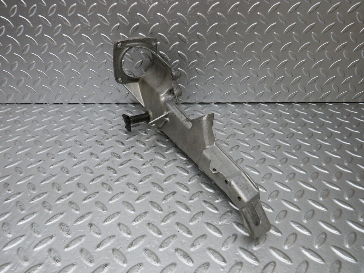 26284 Mercedes-Benz W116 450SE Brake Pedal Bracket 1072941101