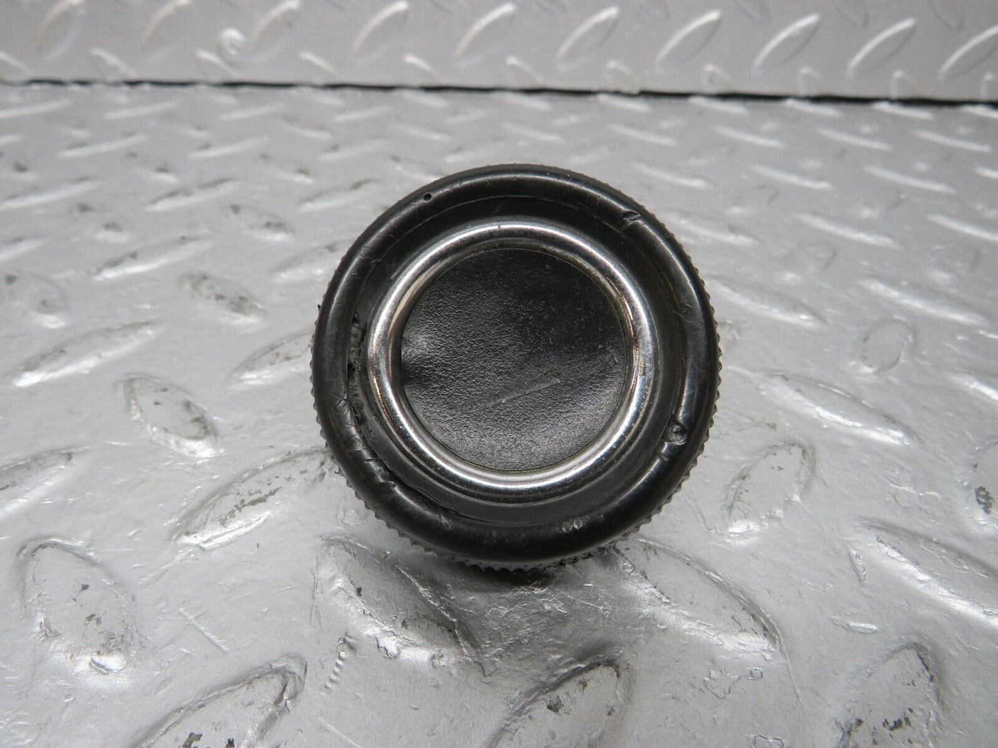 40235 Mercedes-Benz W110 230 Quarter Window Opener Handle