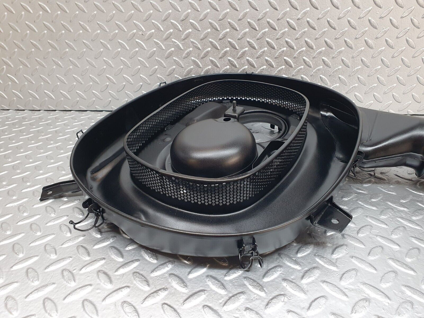 44222 Mercedes-Benz C123 230CE Coupe Air Filter Box Housing 0120944202