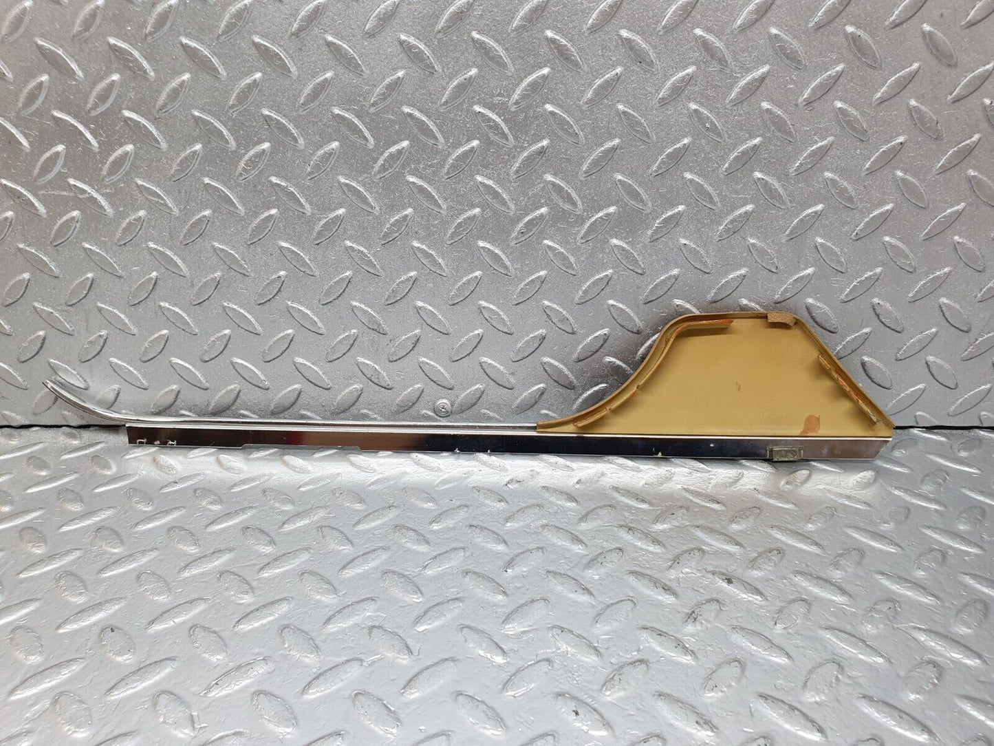 44156 Mercedes-Benz C123 230CE Coupe Seat Belt Presenter Cover Trim Left 1236921922