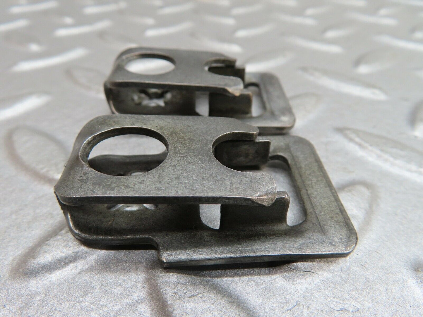 17505 Mercedes-Benz R129 300SL Coupe Fuel Injector Bracket Holder