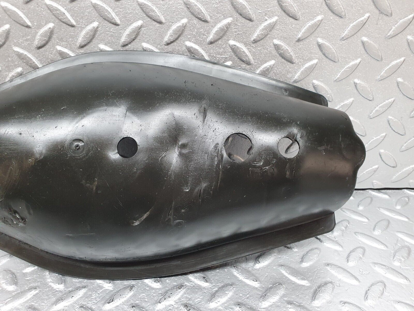 41584 Mercedes-Benz W124 200E Rear Control Arm Cover 1243520088