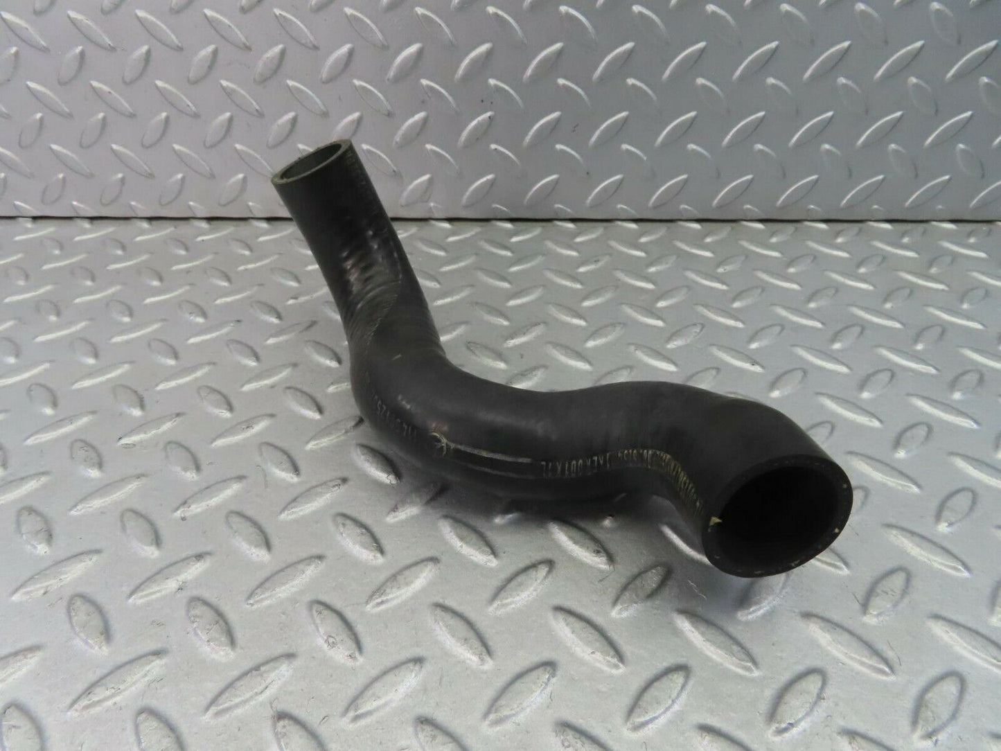 8543 Mercedes-Benz W114 Radiator Hose 1145012582