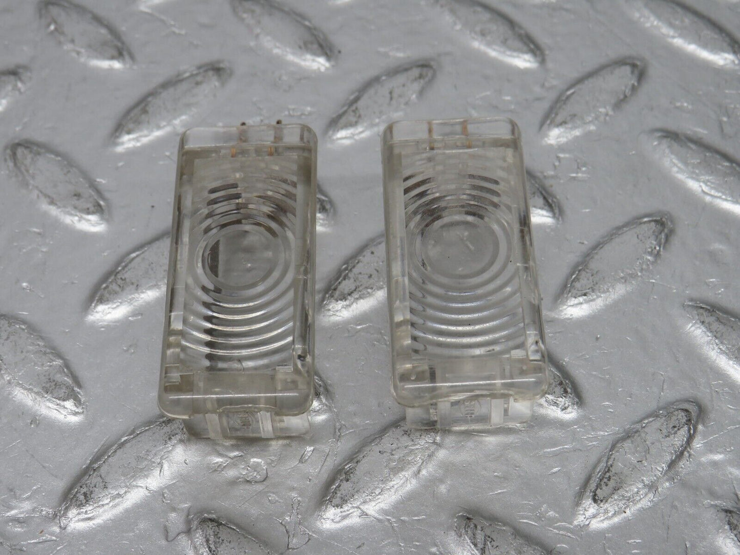 32466 Mercedes-Benz S124 300TE Wagon Under Dash Footwell Light 1248200401