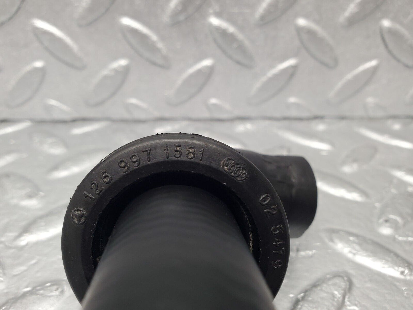 47001 Mercedes-Benz R129 320SL Coupe Coolant Hose Pipe 1269971581