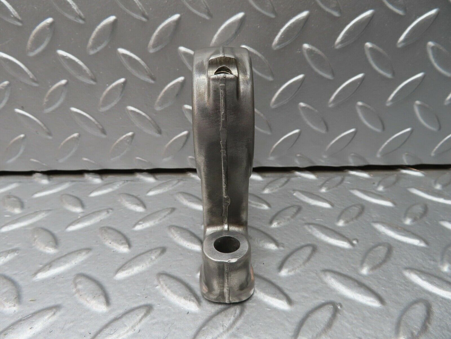 20675 Mercedes-Benz R107 450SL Camshaft Tower Bearing 1160512712