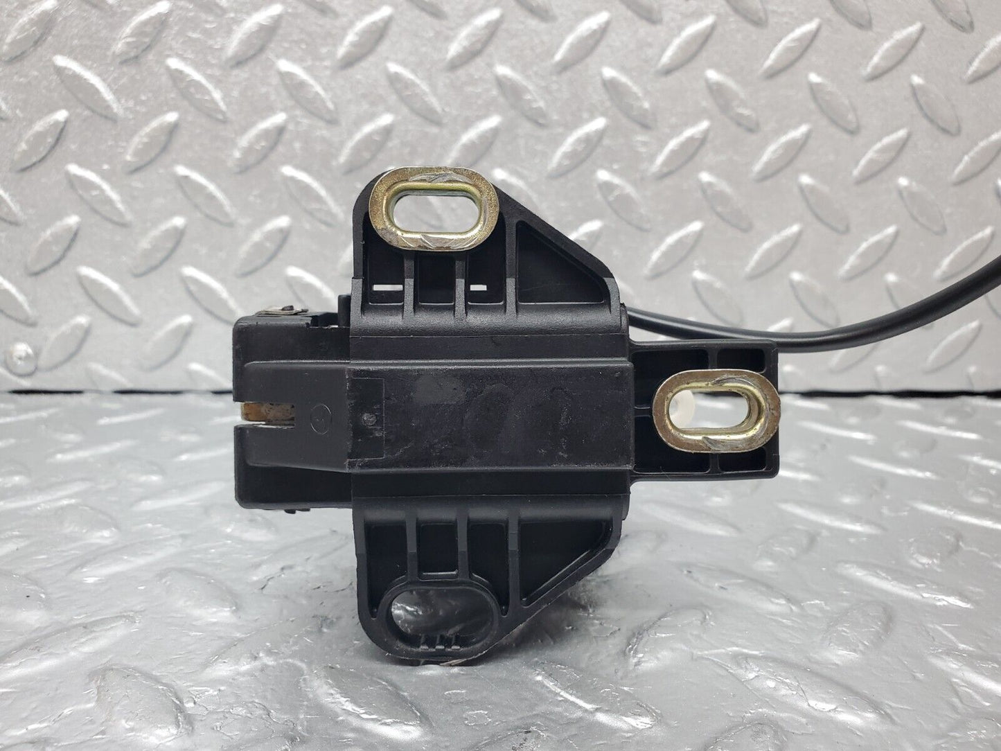 44802 Mercedes-Benz W124 220E Trunk Lock With Key 1248209610
