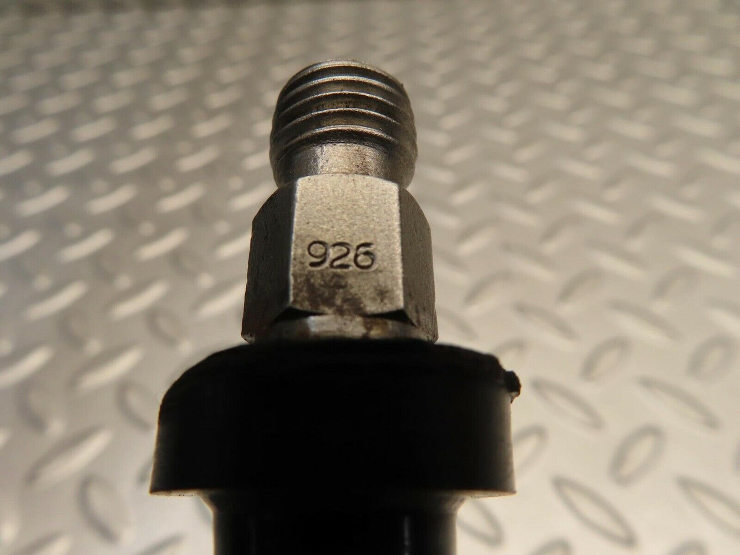 11737 Mercedes-Benz R107 450SL Fuel Injector Bosch
