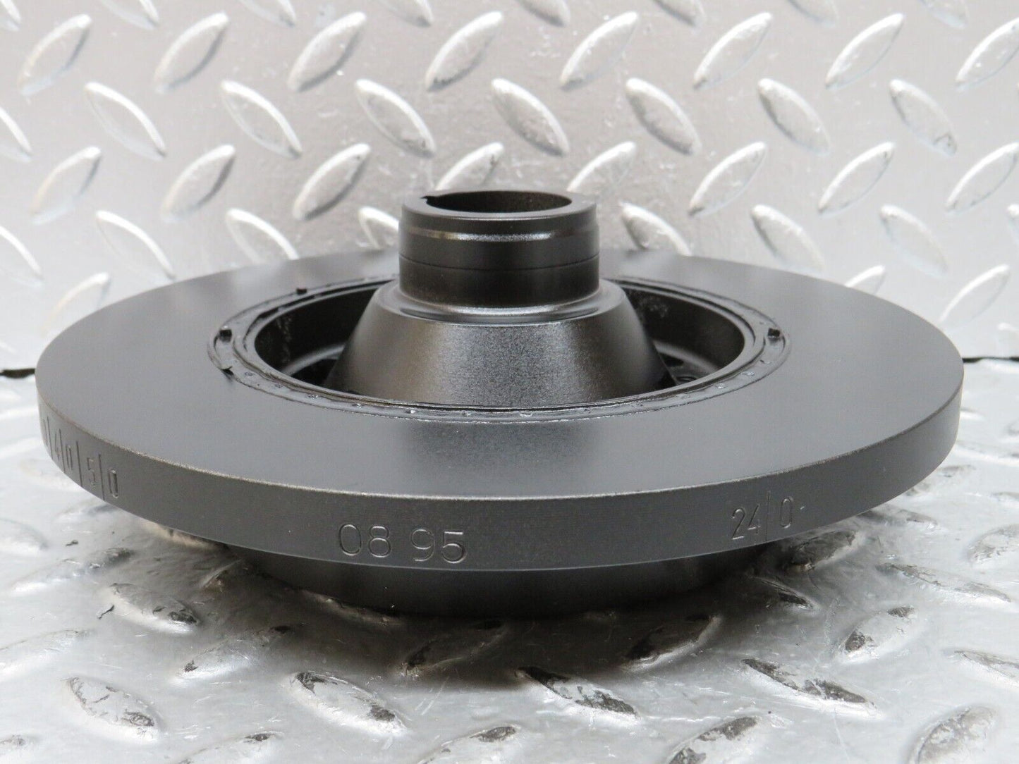 29020 Mercedes-Benz C124 320CE Crankshaft Vibration Damper Pulley 1040301703