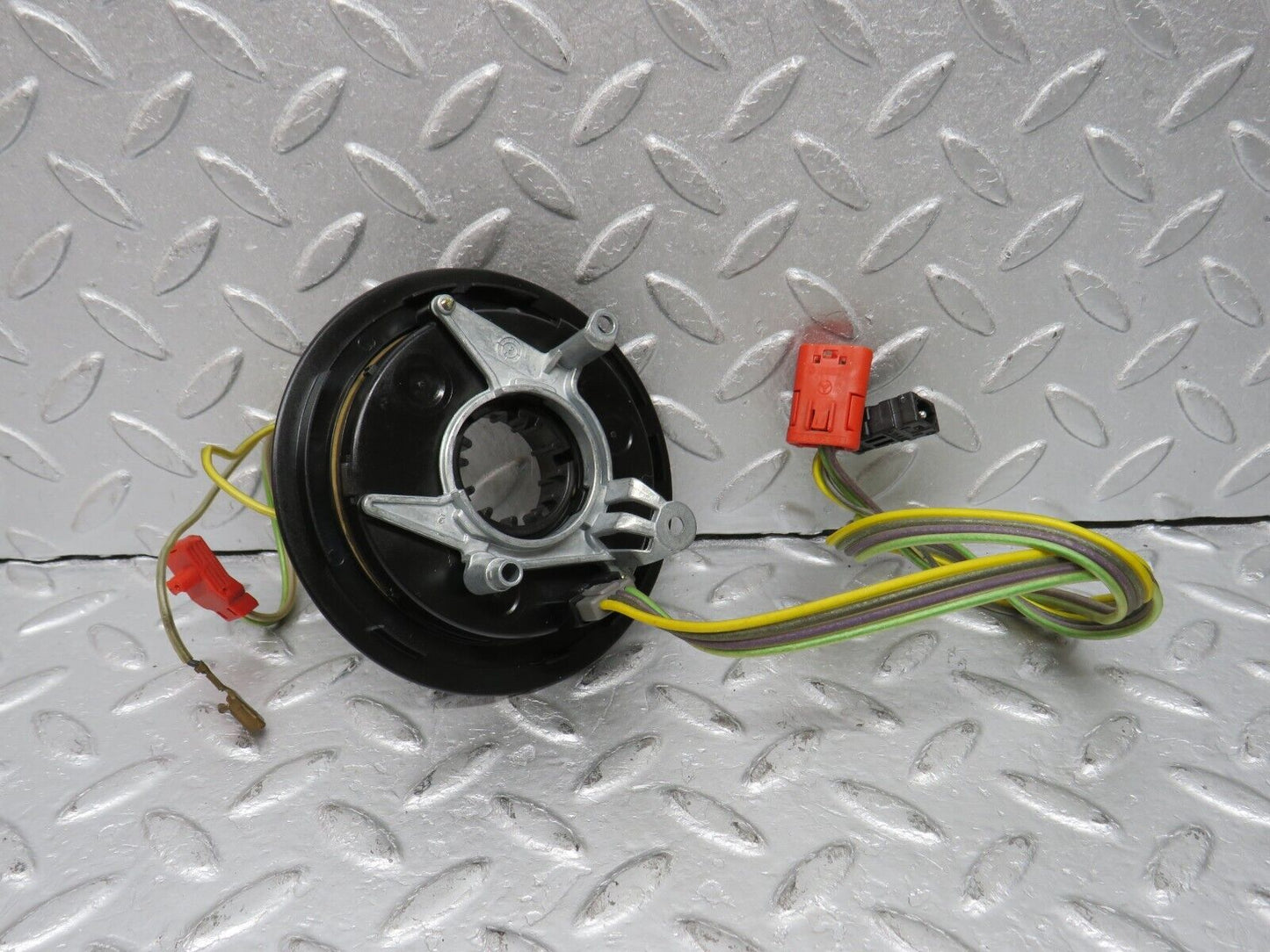 38411 Mercedes-Benz R129 280SL Coupe Steering Wheel Contact Plate 1404600049