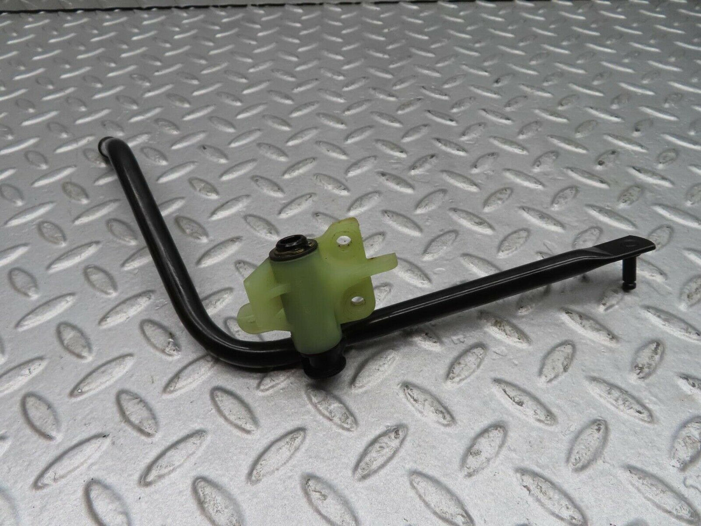 16215 Mercedes-Benz W124 260E Accelerator Pedal Linkage 2013010218