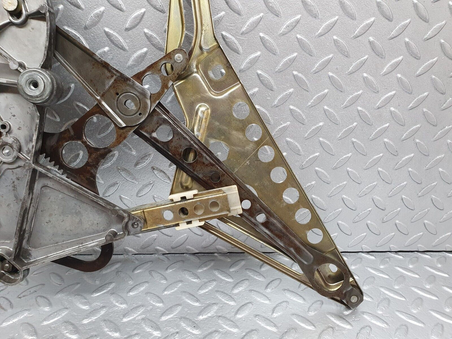 43747 Mercedes-Benz C126 380SEC Coupe Rear Left Power Window Regulator