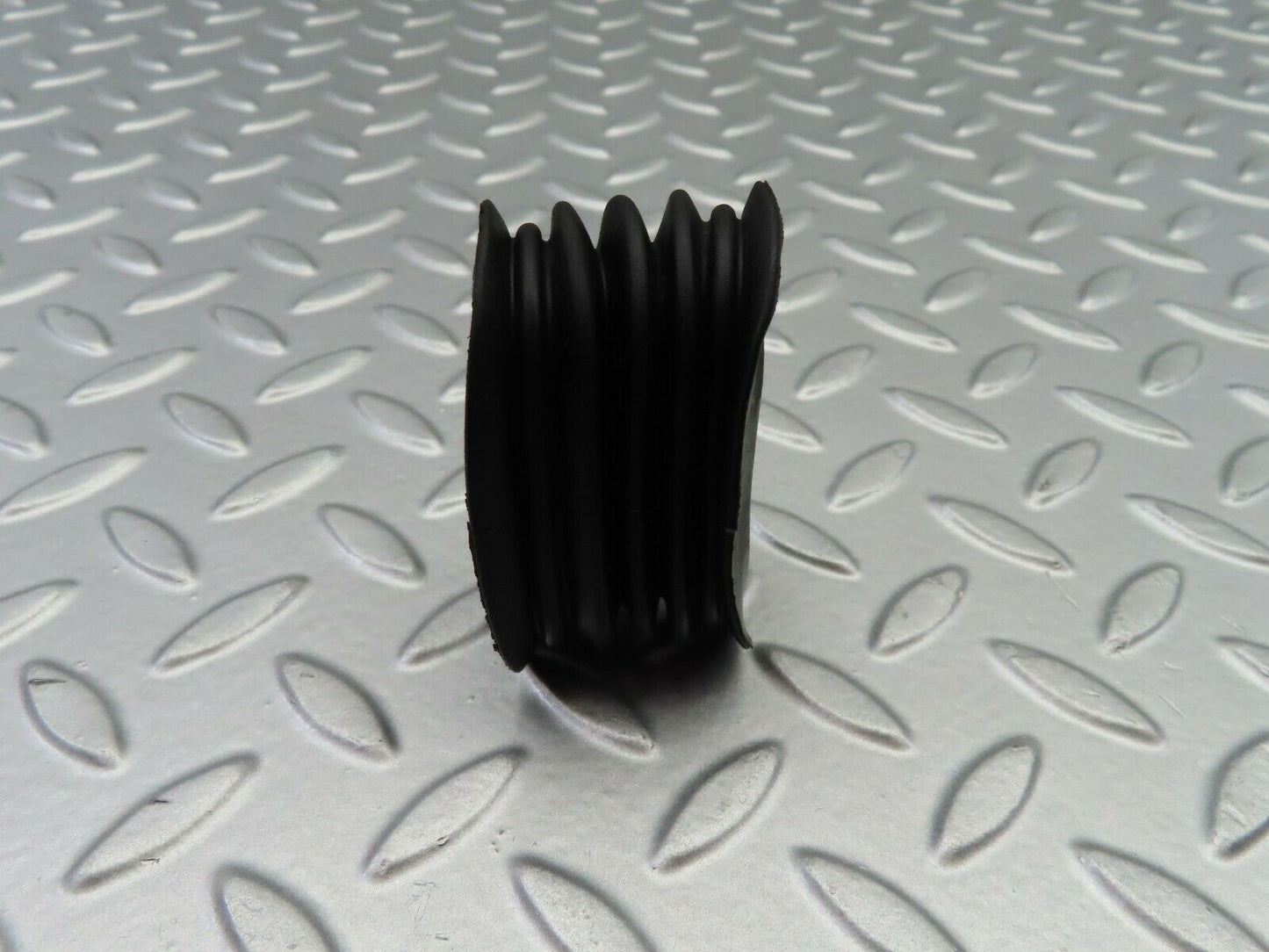 6543 Mercedes-Benz S124 E220 Wagon Front Door Wire Protector Rubber 1248210197