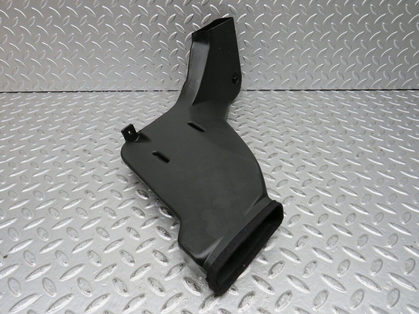 28946 Mercedes-Benz C124 320CE Coupe Heater Air Duct Vent Right Side 1248311346
