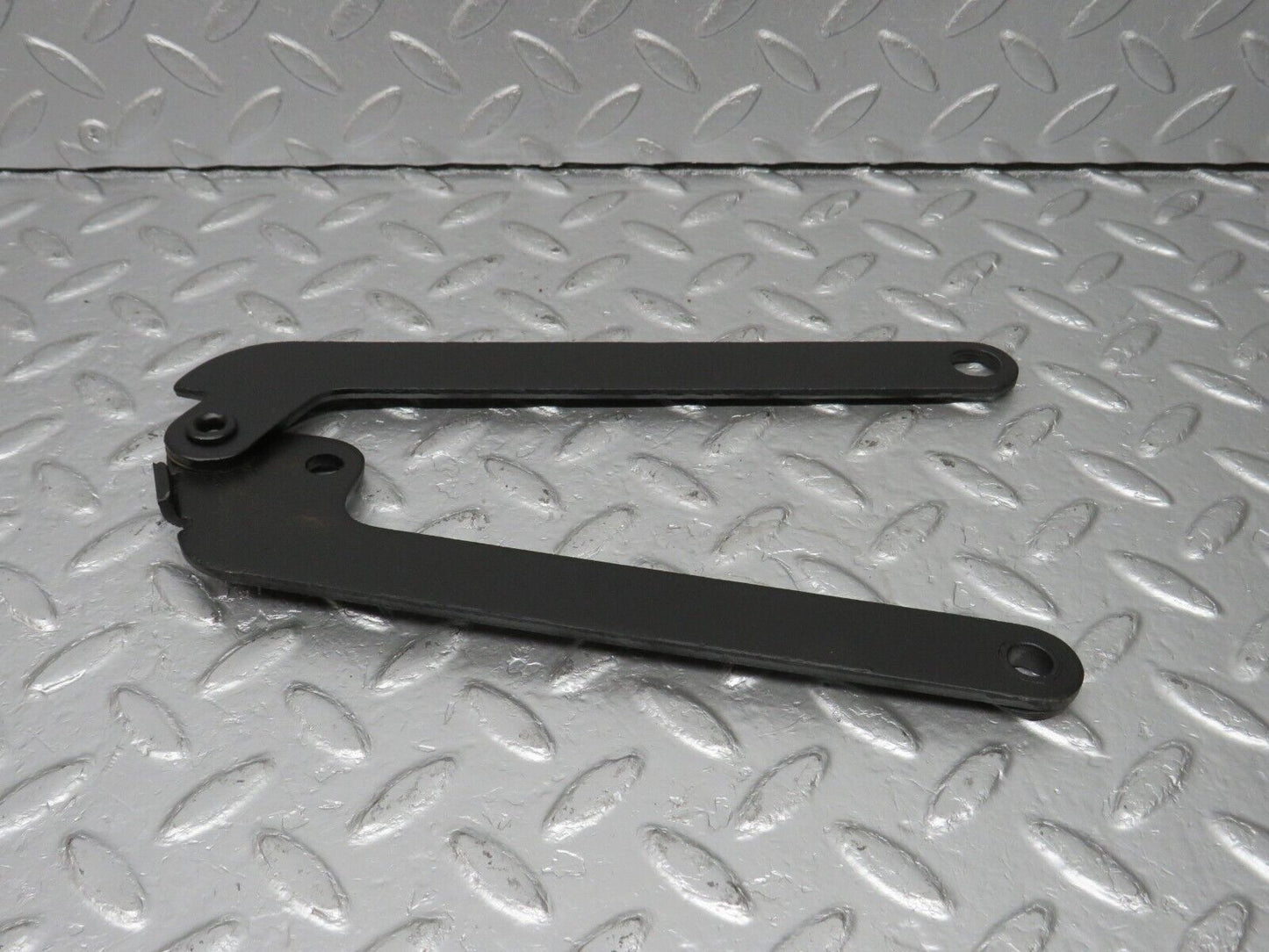 40404 Mercedes-Benz W110 230 Bonnet Hinge Right Side