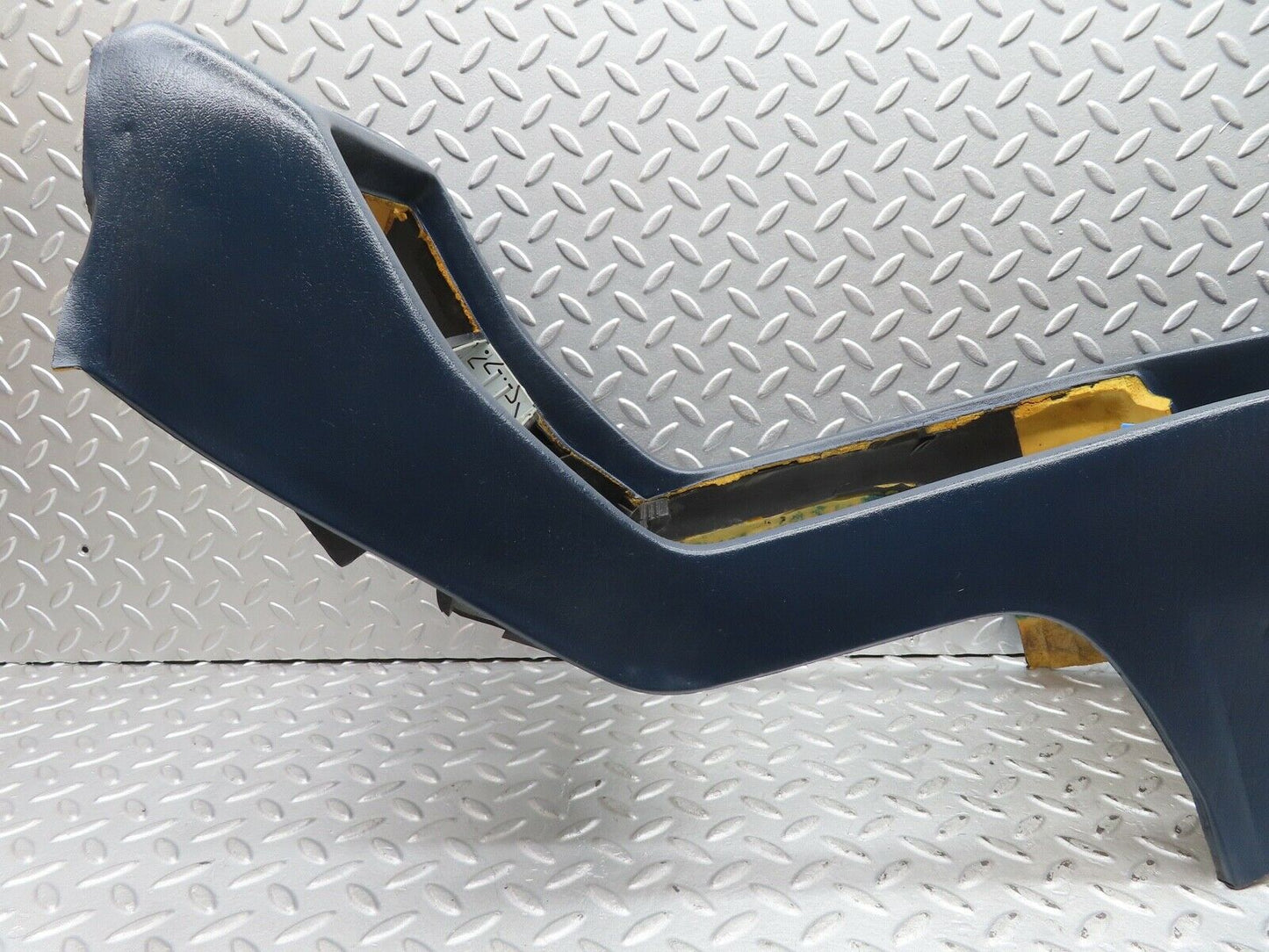 16879 Mercedes-Benz C123 280CE Coupe Centre Console Blue