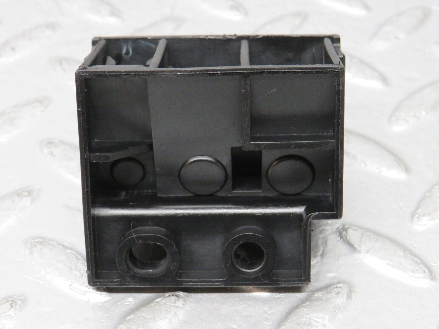 33458 Mercedes-Benz W202 C180 Cable Wire Connector 2025460941