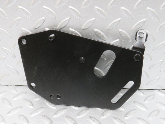 32786 Mercedes-Benz C107 R107 350 V8 Power Steering Pump Bracket