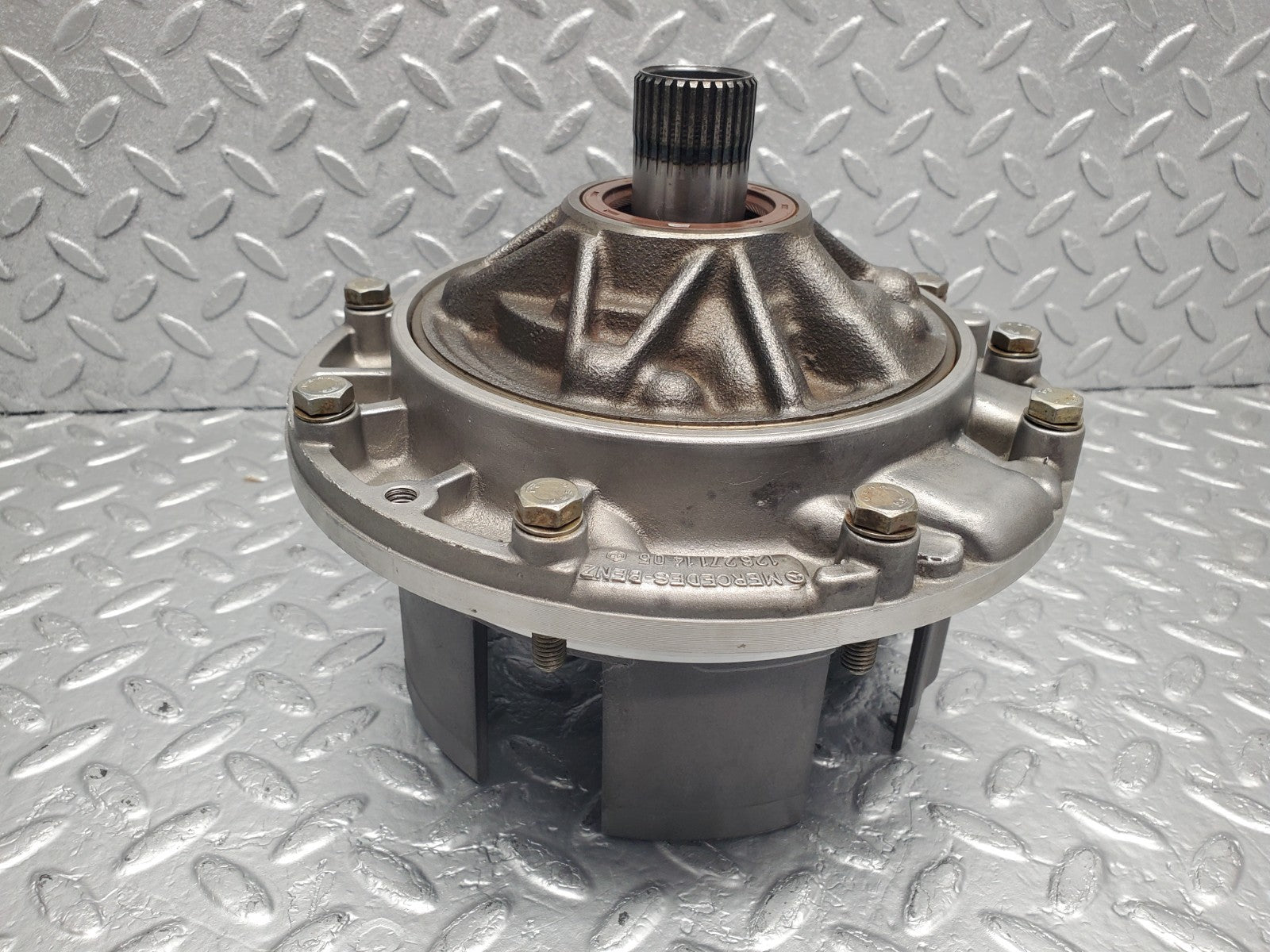 A124 Cabriolet automatic gearbox oil pump used OEM