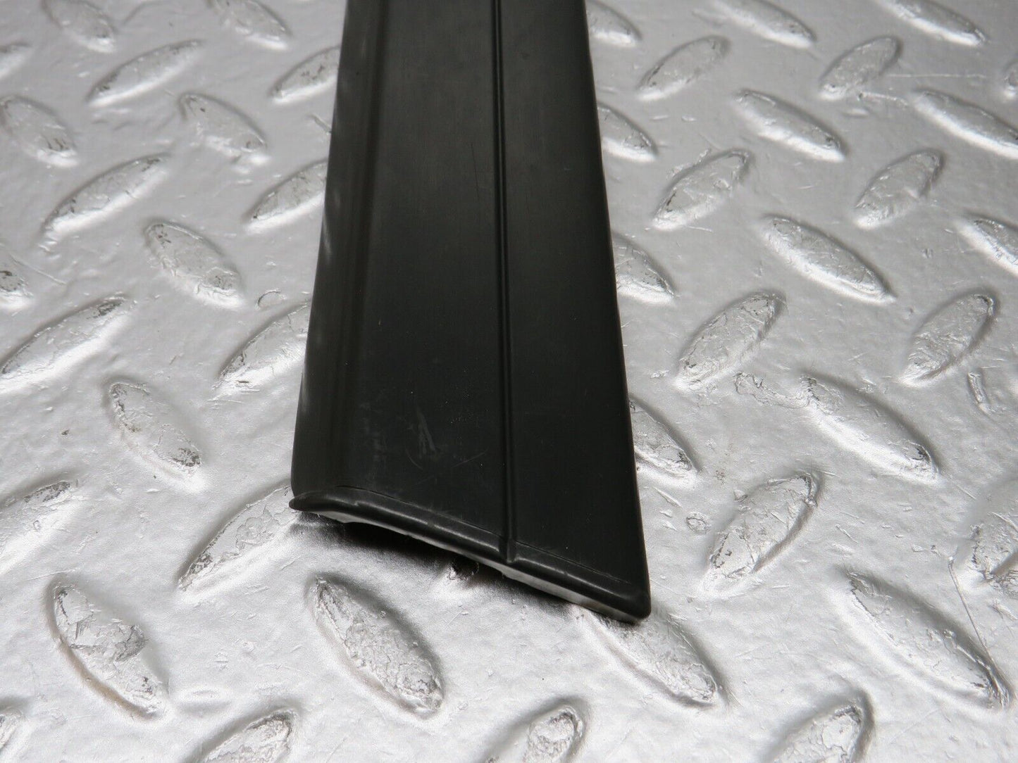 33850 Mercedes-Benz W201 190E 2.0L Rear Left Door Lower Moulding Trim
