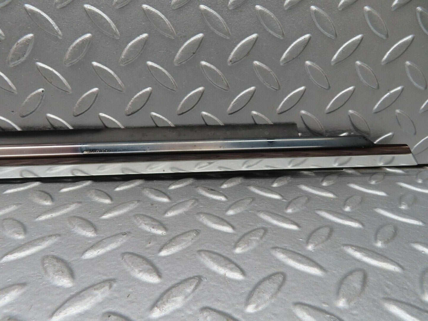 15192 Mercedes-Benz W140 S320 Front Right Door Chrome Moulding Trim