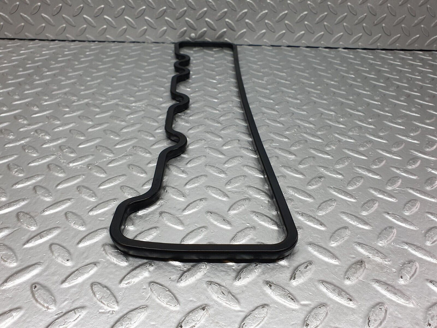 43714 Mercedes-Benz C126 380SEC Coupe Valve Cover Gasket 1160161421