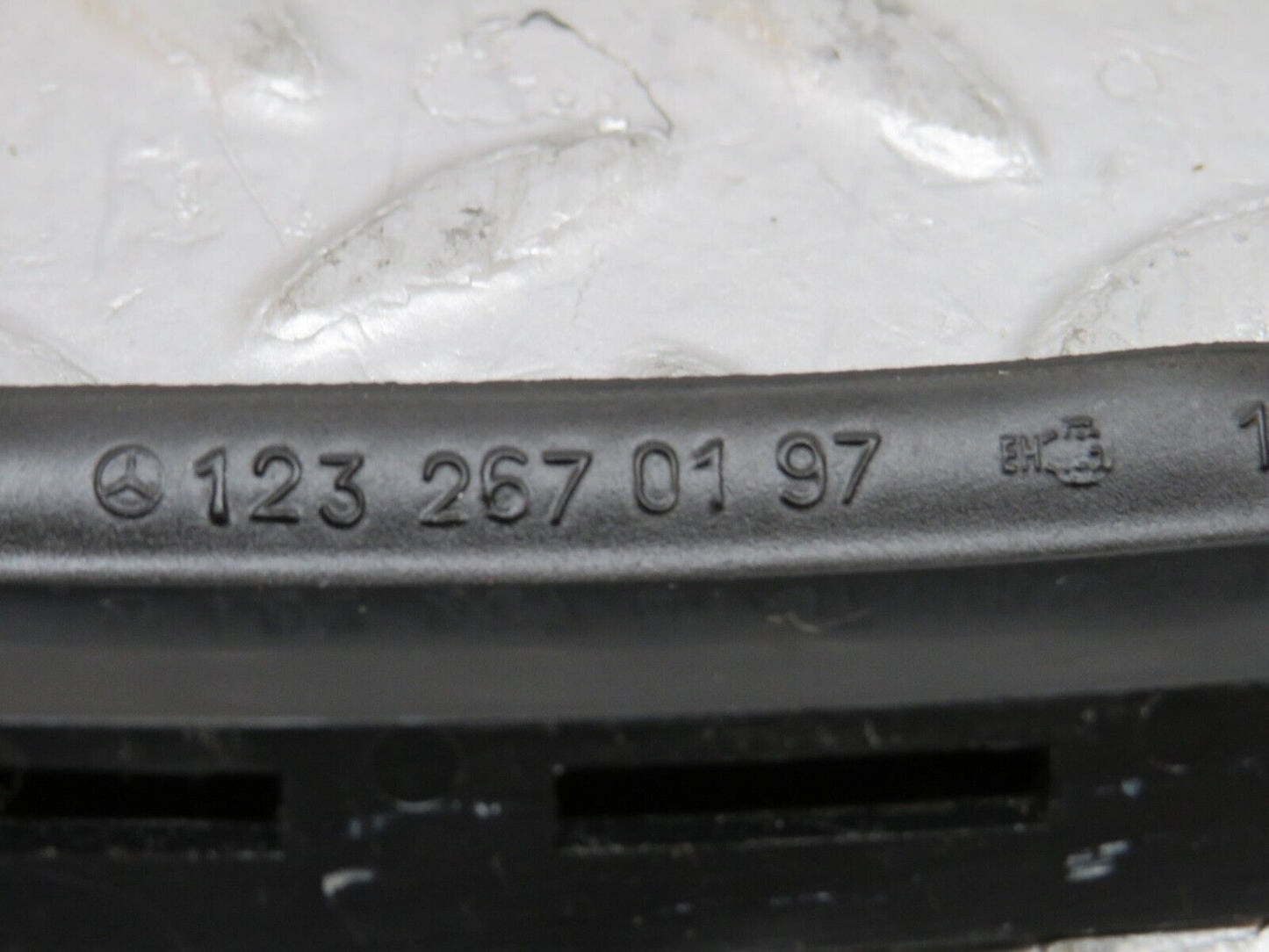 35400 Mercedes-Benz R107 280SL Gear Selector Surround Rubber 1232670197