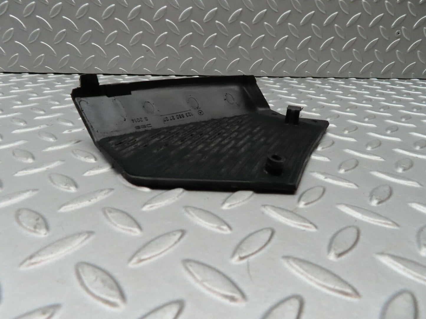4325 Mercedes-Benz W123 230E Front Left Speaker Cover 1236802707