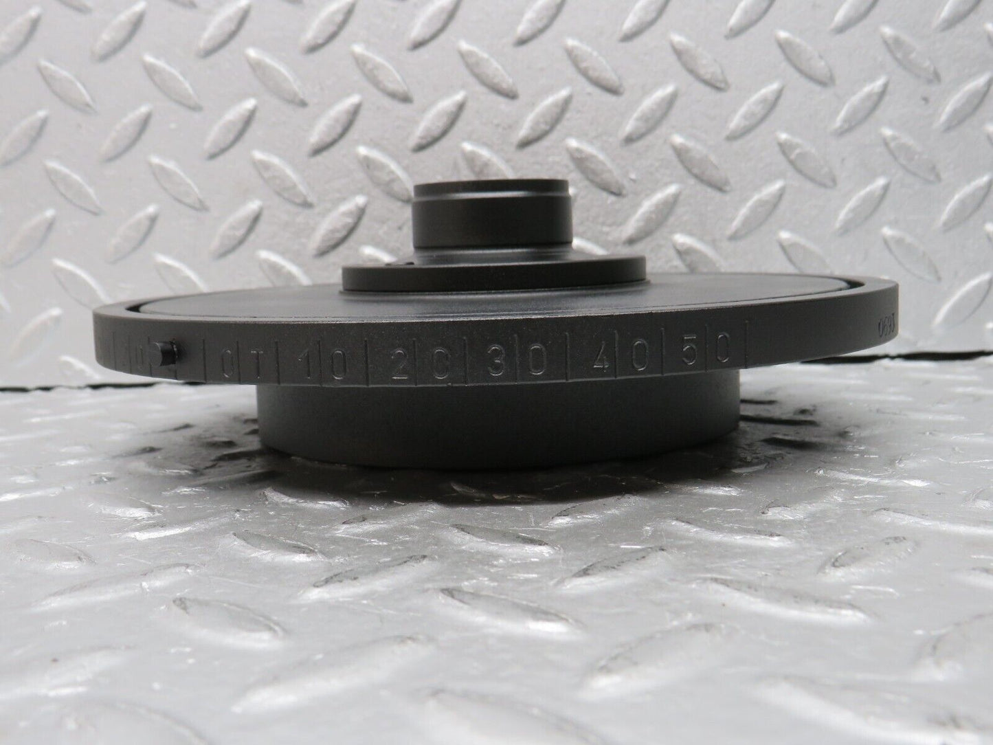 38130 Mercedes-Benz A124 320E Cabriolet Crankshaft Vibration Damper 1040301403