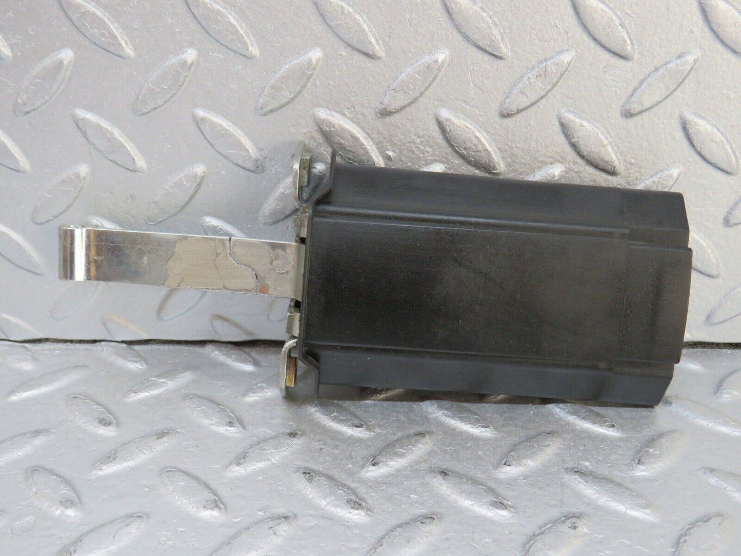 36636 Mercedes-Benz W201 190E Door Safety Check Strap