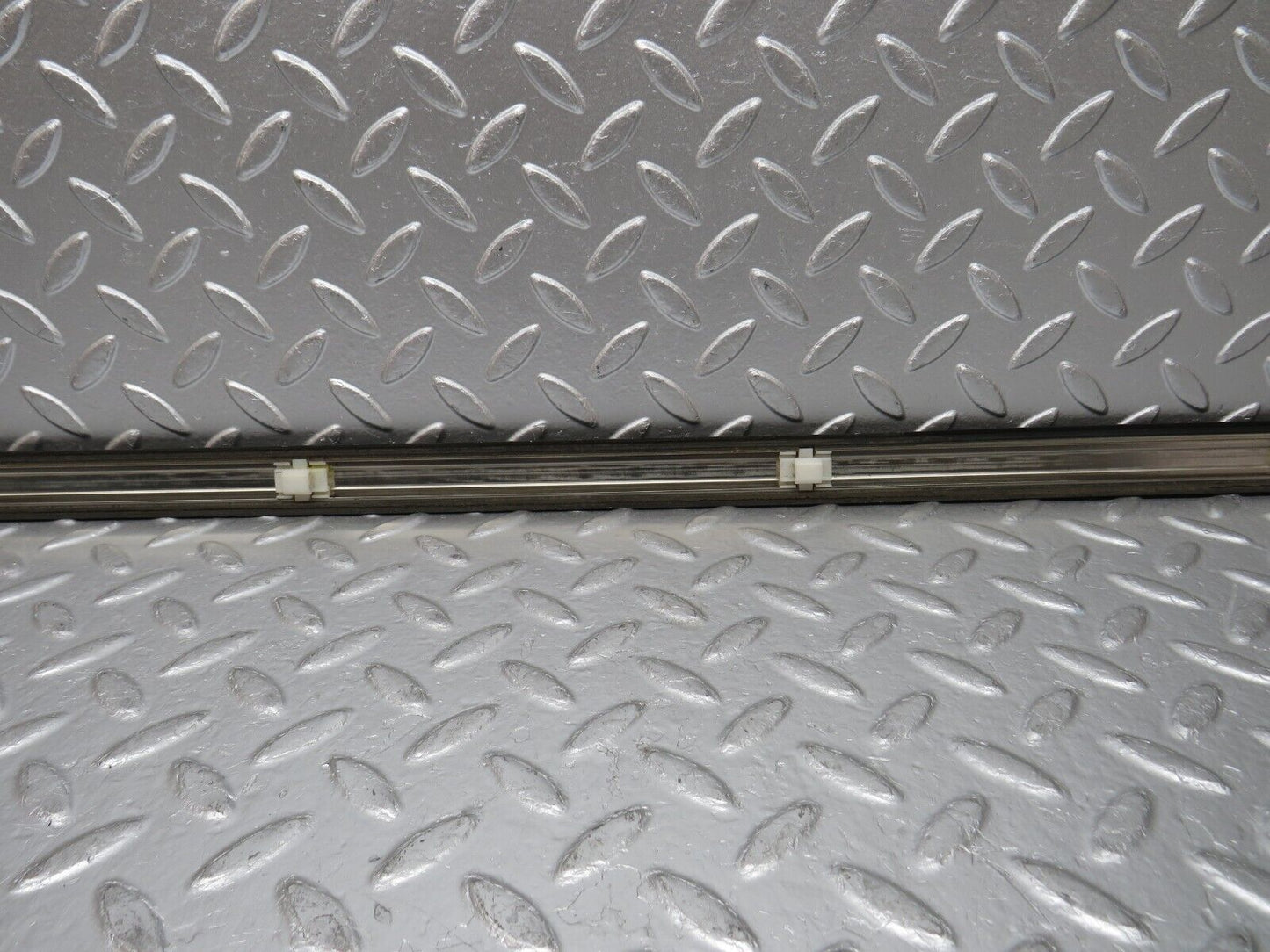 30788 Mercedes-Benz W201 190E 2.0L Front Right Door Centre Moulding Trim