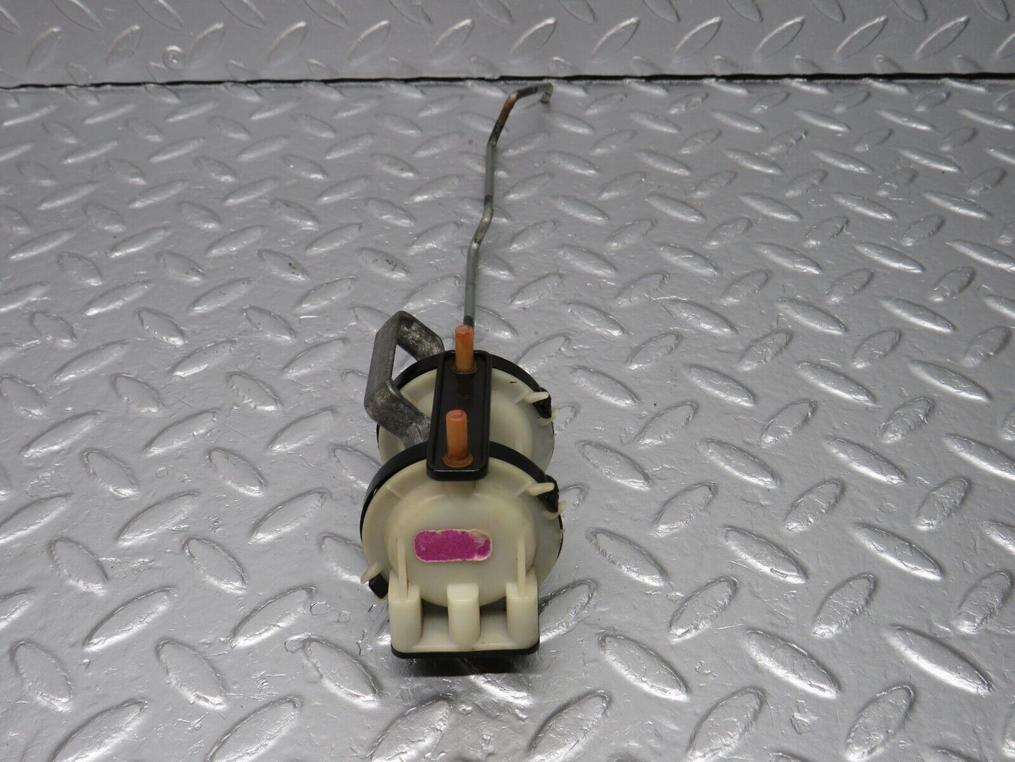 39999 Mercedes-Benz R107 350SL Seat Vacuum Actuator
