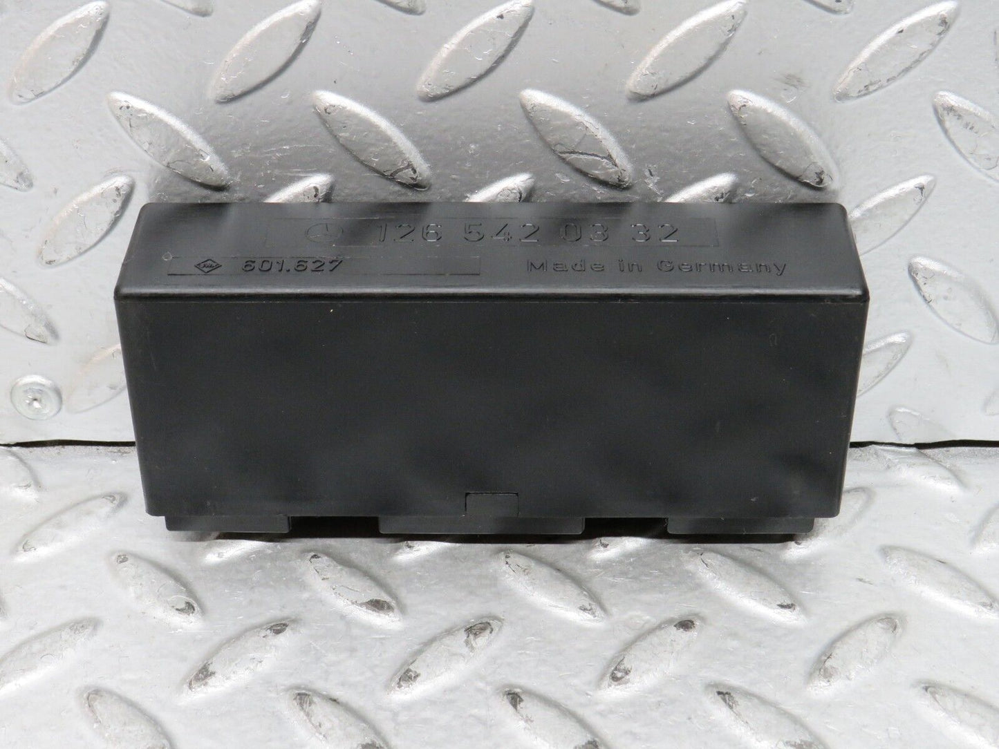 29068 Mercedes-Benz C124 320CE Coupe Headlight Control Unit Relay 1265420332