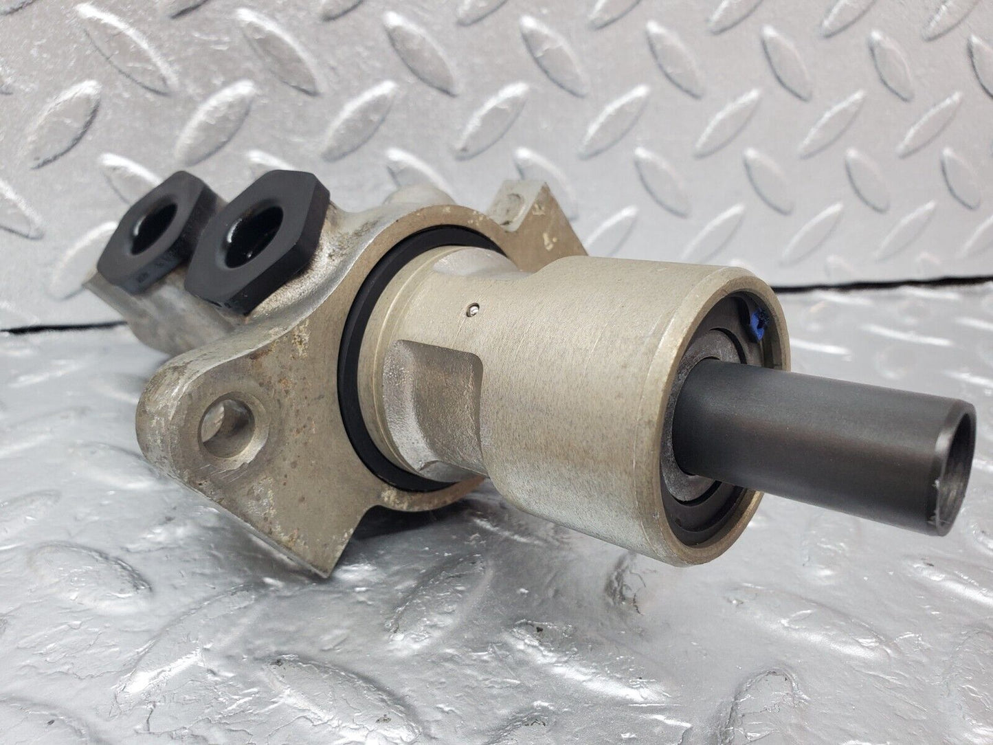45789 Mercedes-Benz W126 420SE Brake Master Cylinder ATE