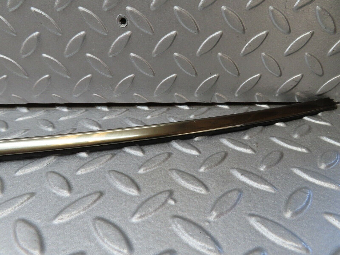 17400 Mercedes-Benz R129 300SL Coupe Front Windscreen Top Chrome Moulding Trim