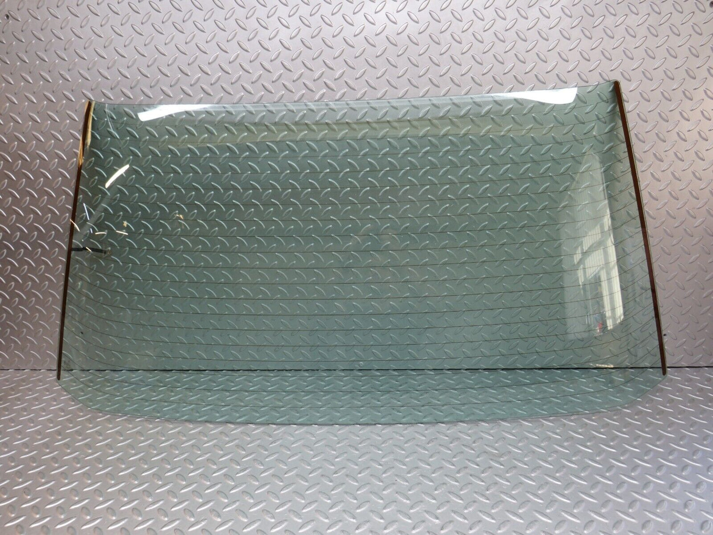 36682 Mercedes-Benz W201 190E 2.0L Rear Heated Windscreen Glass