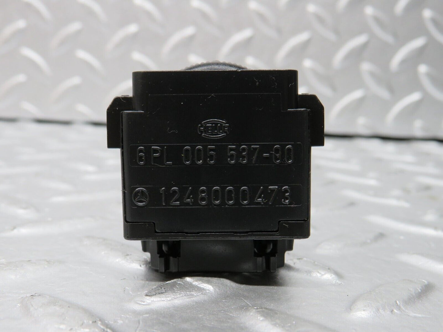 31616 Mercedes-Benz W201 190LE Headlight Level Switch 1248000473