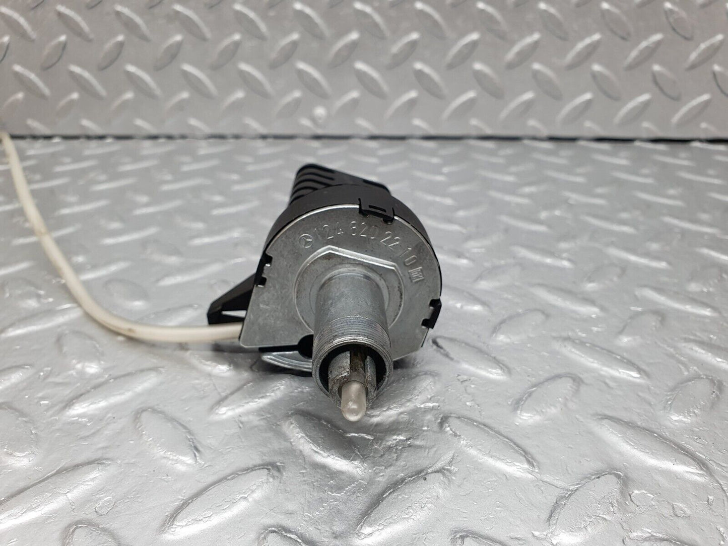 41514 Mercedes-Benz W124 200E Heater Blower Switch 1248202210